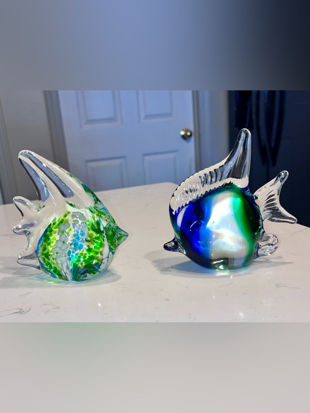 Art Glass Hand Blown Pair Of Tropical Fish Paperweight Blue, Green & White 4.5”
